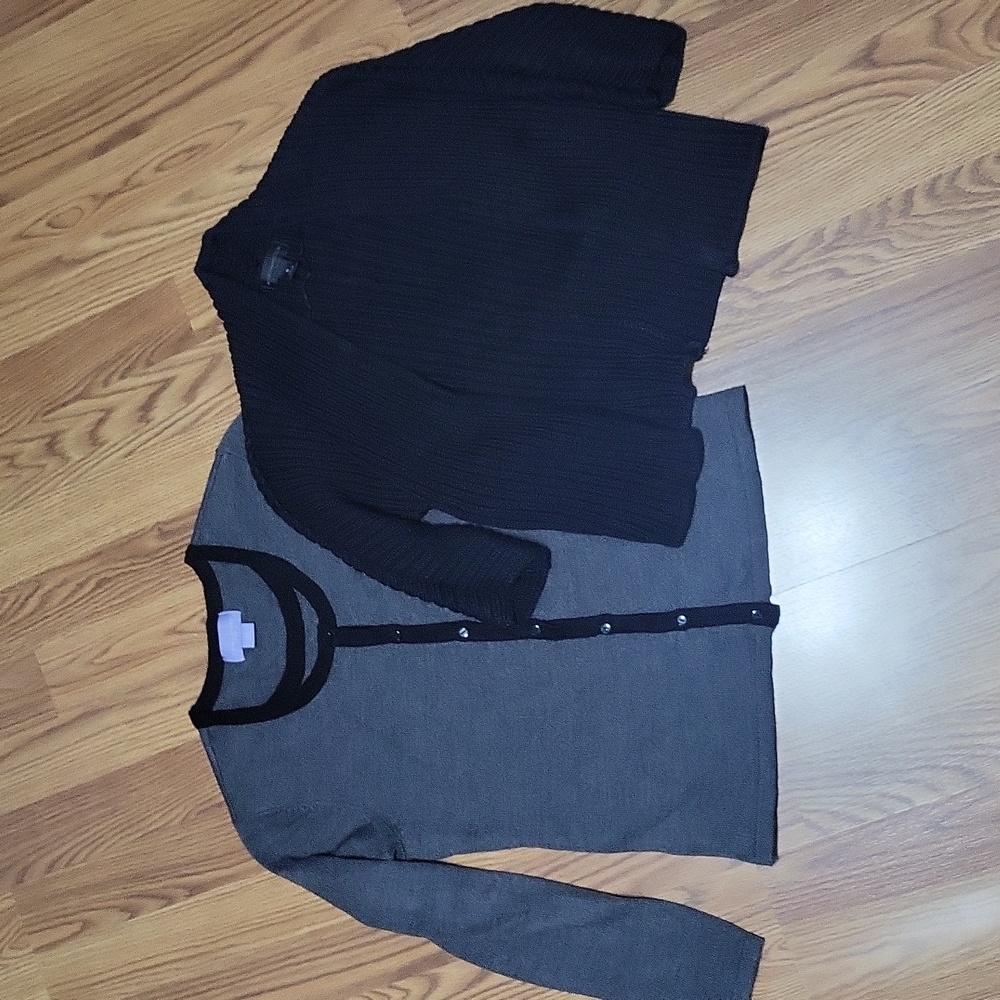 2 womens small petite gray Laura Scott sweater blouse SP black Worthington shrug
